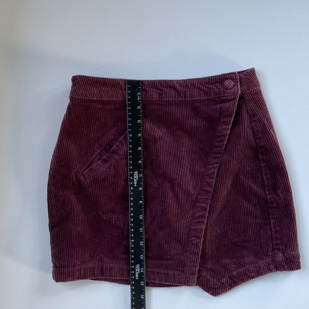 Forever 21 Corduroy Mini Skirt Sz L Burgundy Pocket Retro Boho Indie Y2K 90s - Picture 5 of 10
